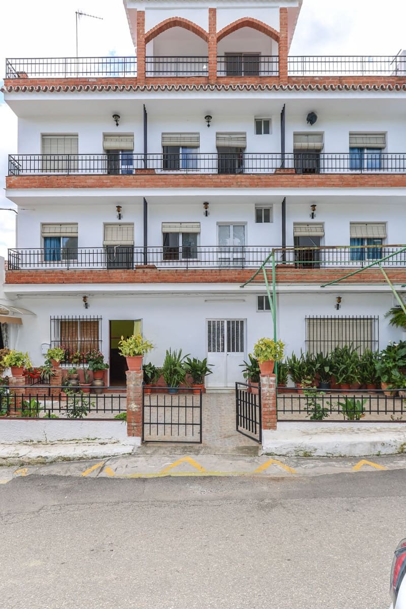 26 slaapkamer Hotel te koop in Tolox - € 750.000 (Ref: 8981114)