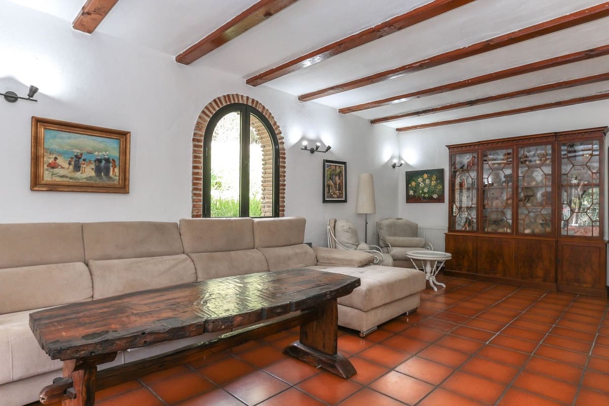 7 soveværelse Villa til salg i Coin med swimmingpool garage - € 699.000 (Ref: 8987816)