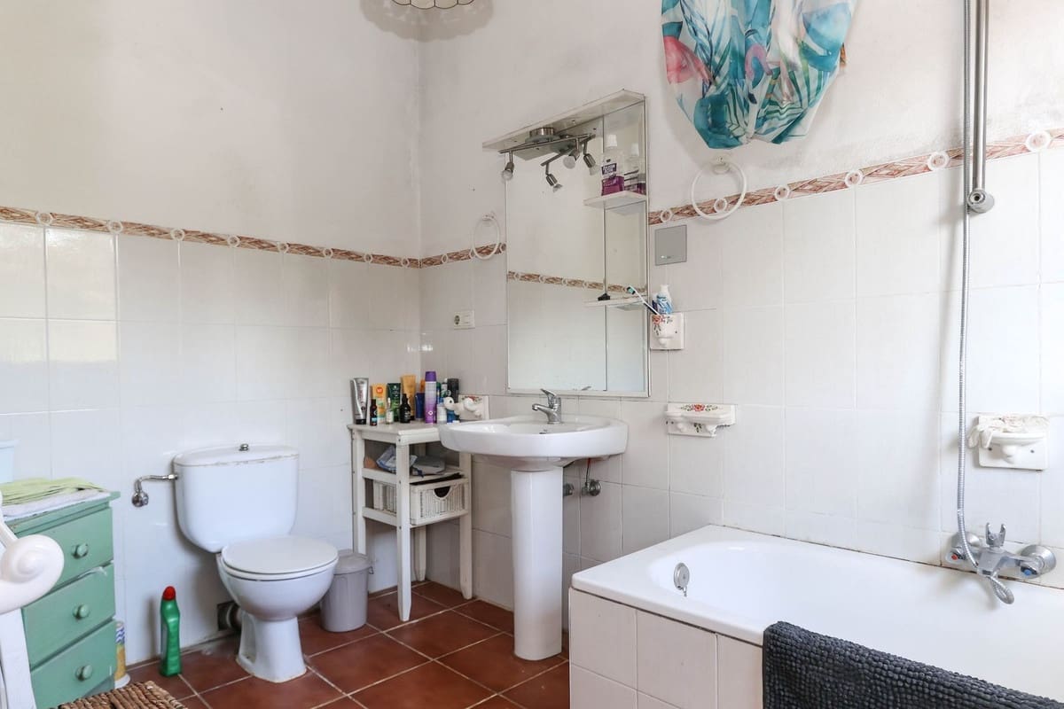 7 soveværelse Villa til salg i Coin med swimmingpool garage - € 699.000 (Ref: 8987816)