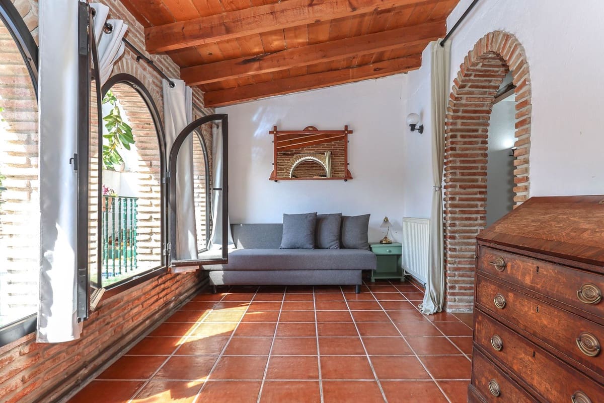 7 soveværelse Villa til salg i Coin med swimmingpool garage - € 699.000 (Ref: 8987816)