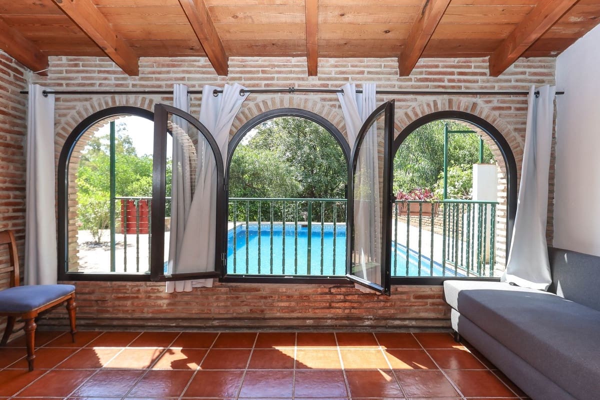 7 soveværelse Villa til salg i Coin med swimmingpool garage - € 699.000 (Ref: 8987816)