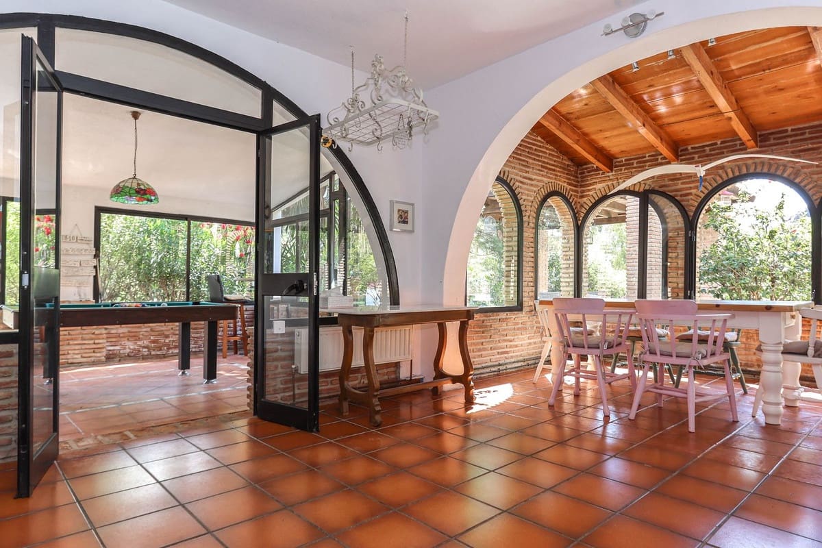 7 soveværelse Villa til salg i Coin med swimmingpool garage - € 699.000 (Ref: 8987816)