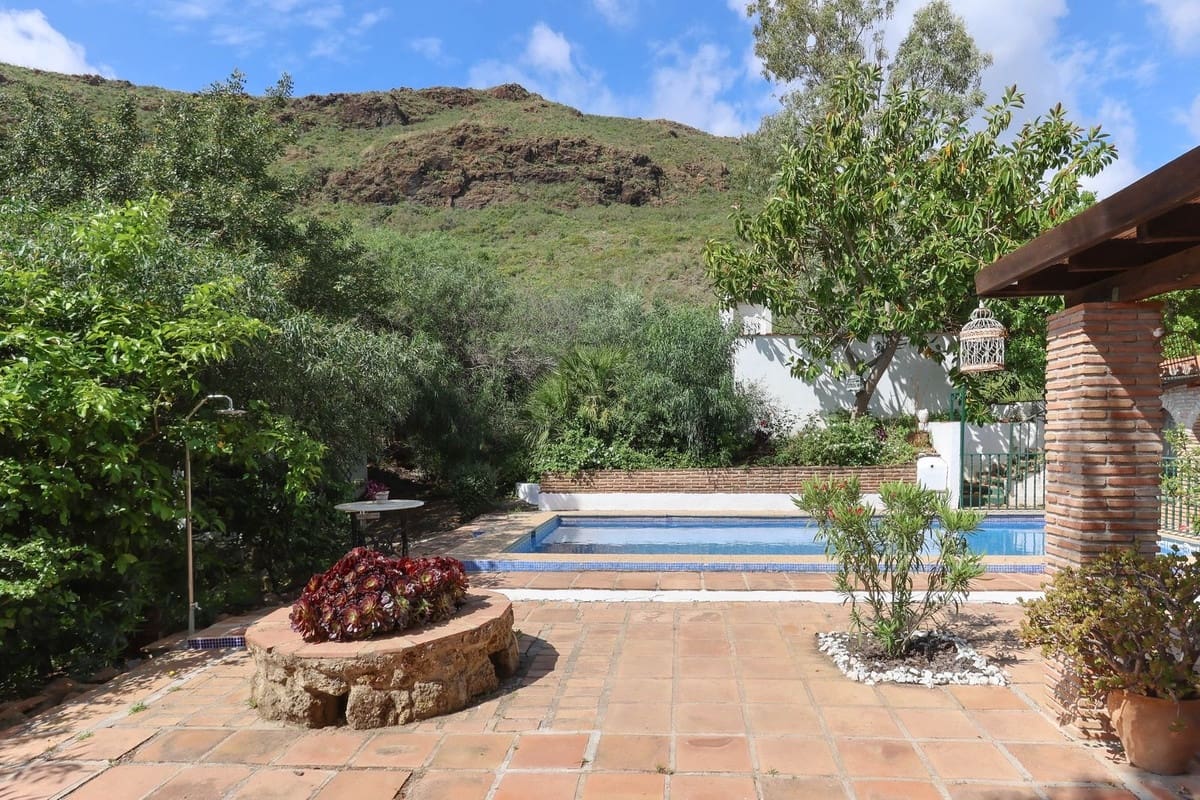 7 soveværelse Villa til salg i Coin med swimmingpool garage - € 699.000 (Ref: 8987816)