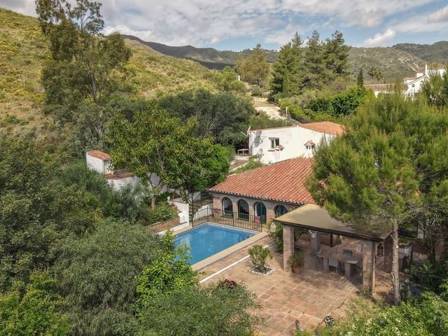 7 soveværelse Villa til salg i Coín med swimmingpool garage - € 699.000 (Ref: 8987816)