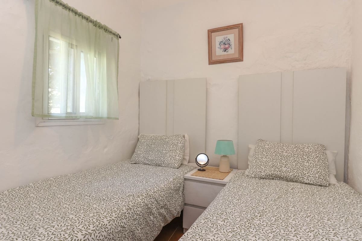 2 soveværelse Byhus til salg i Tolox - € 149.000 (Ref: 9002092)