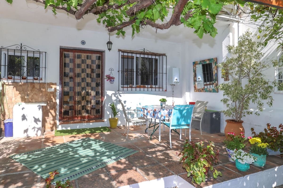 2 soveværelse Byhus til salg i Tolox - € 149.000 (Ref: 9002092)