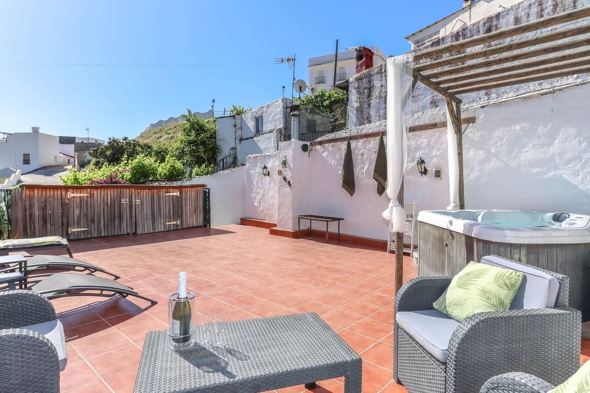 2 Zimmer Haus zu verkaufen in Tolox - 149.000 € (Ref: 9002092)