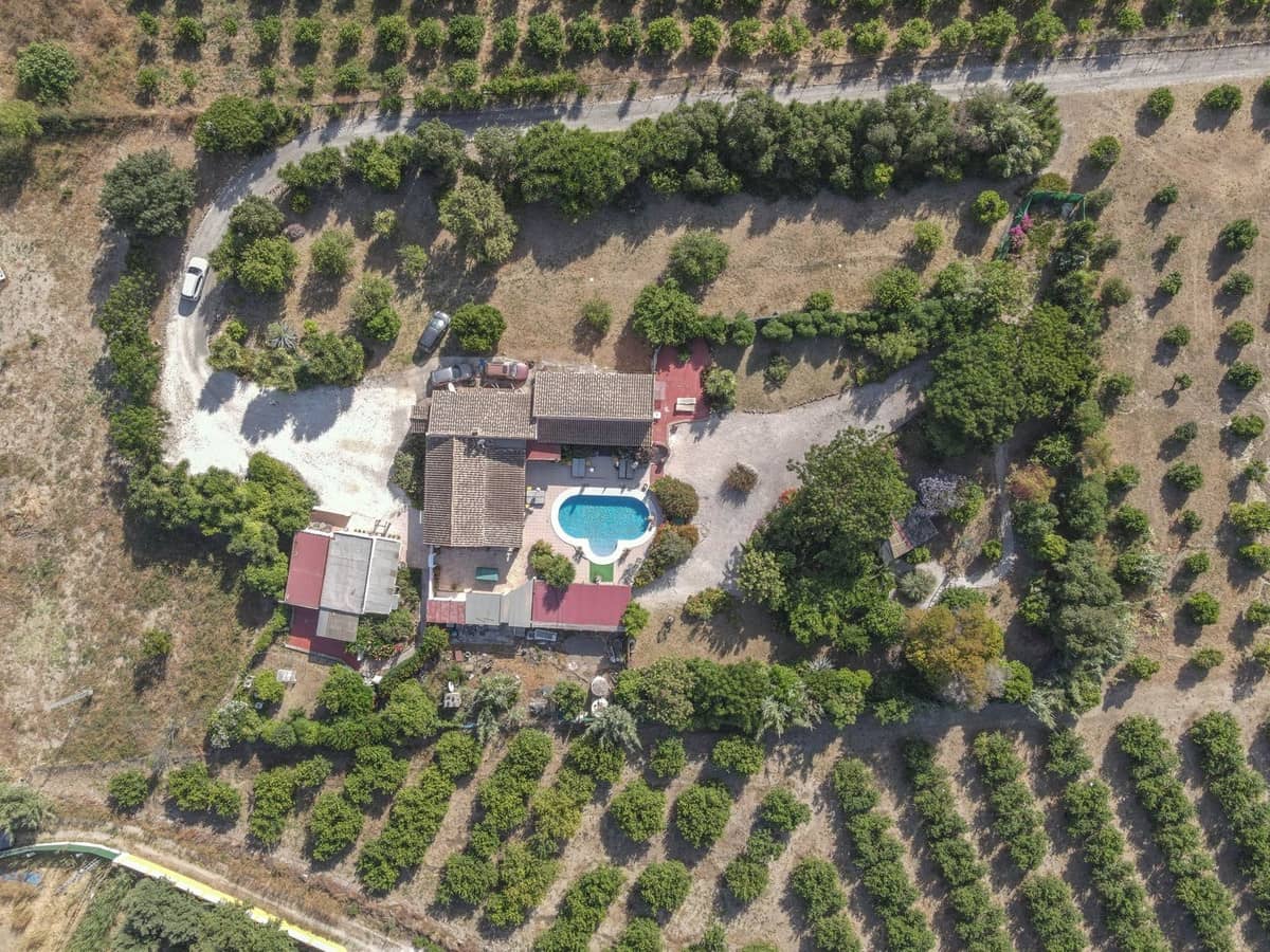 5 soveværelse Hotel til salg i Cartama med swimmingpool garage - € 495.000 (Ref: 9005837)