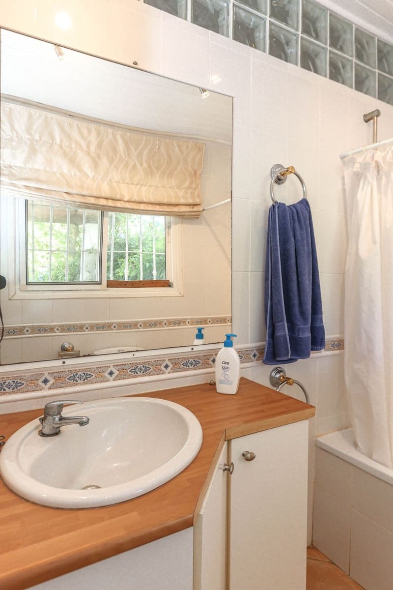 5 soveværelse Villa til salg i Cartama med swimmingpool garage - € 495.000 (Ref: 9005838)