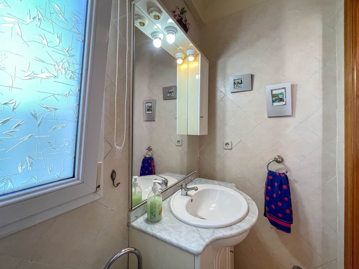 5 soveværelse Villa til salg i Cartama med swimmingpool garage - € 495.000 (Ref: 9005838)