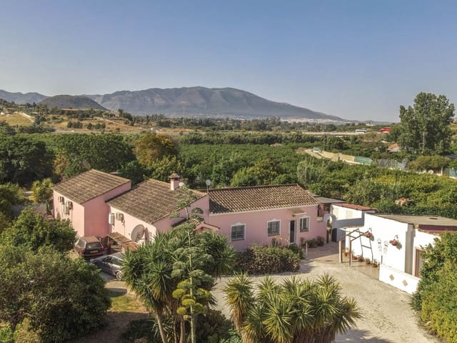 5 soveværelse Villa til salg i Cártama med swimmingpool garage - € 495.000 (Ref: 9005838)