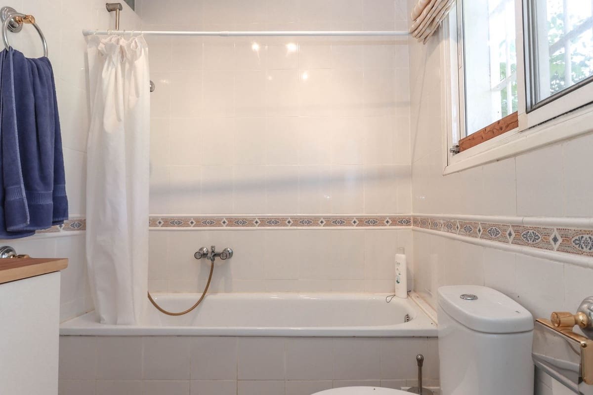 5 soveværelse Villa til salg i Cartama med swimmingpool garage - € 495.000 (Ref: 9005838)