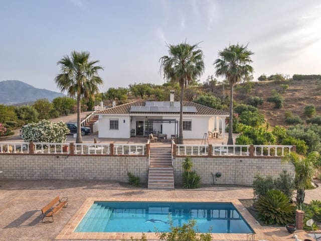 3 camera da letto Villa in vendita in Guaro con piscina - 499.000 € (Rif: 9041367)
