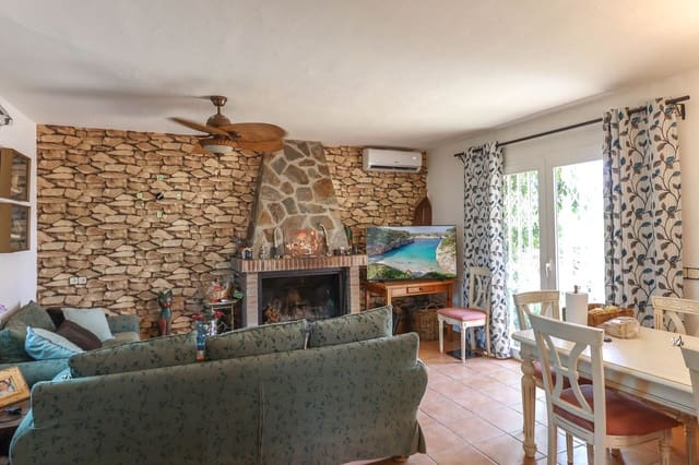 1 sovrum Kommersiell till salu i Monda med garage - 545 000 € (Ref: 9113383)