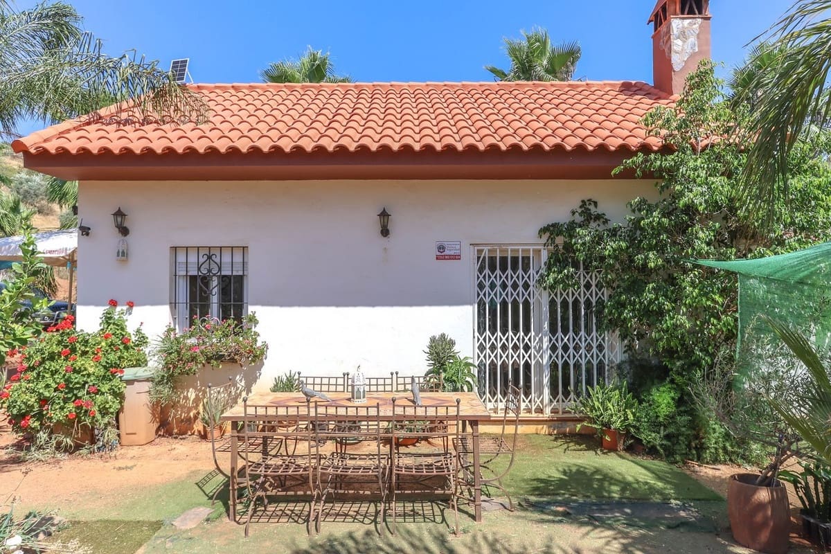 1 camera da letto Commerciale in vendita in Monda con garage - 545.000 € (Rif: 9113383)