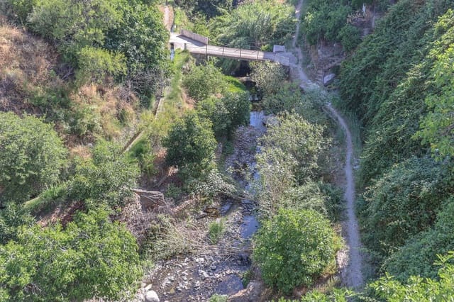 5 makuuhuone Omakotitalo myytävänä paikassa Tolox - 195 000 € (Ref: 9117898)