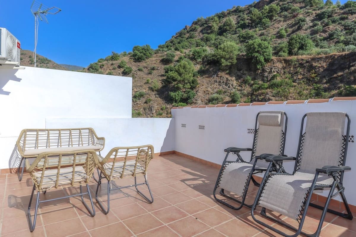 5 soverom Hus til salgs i Tolox - € 195 000 (Ref: 9117898)