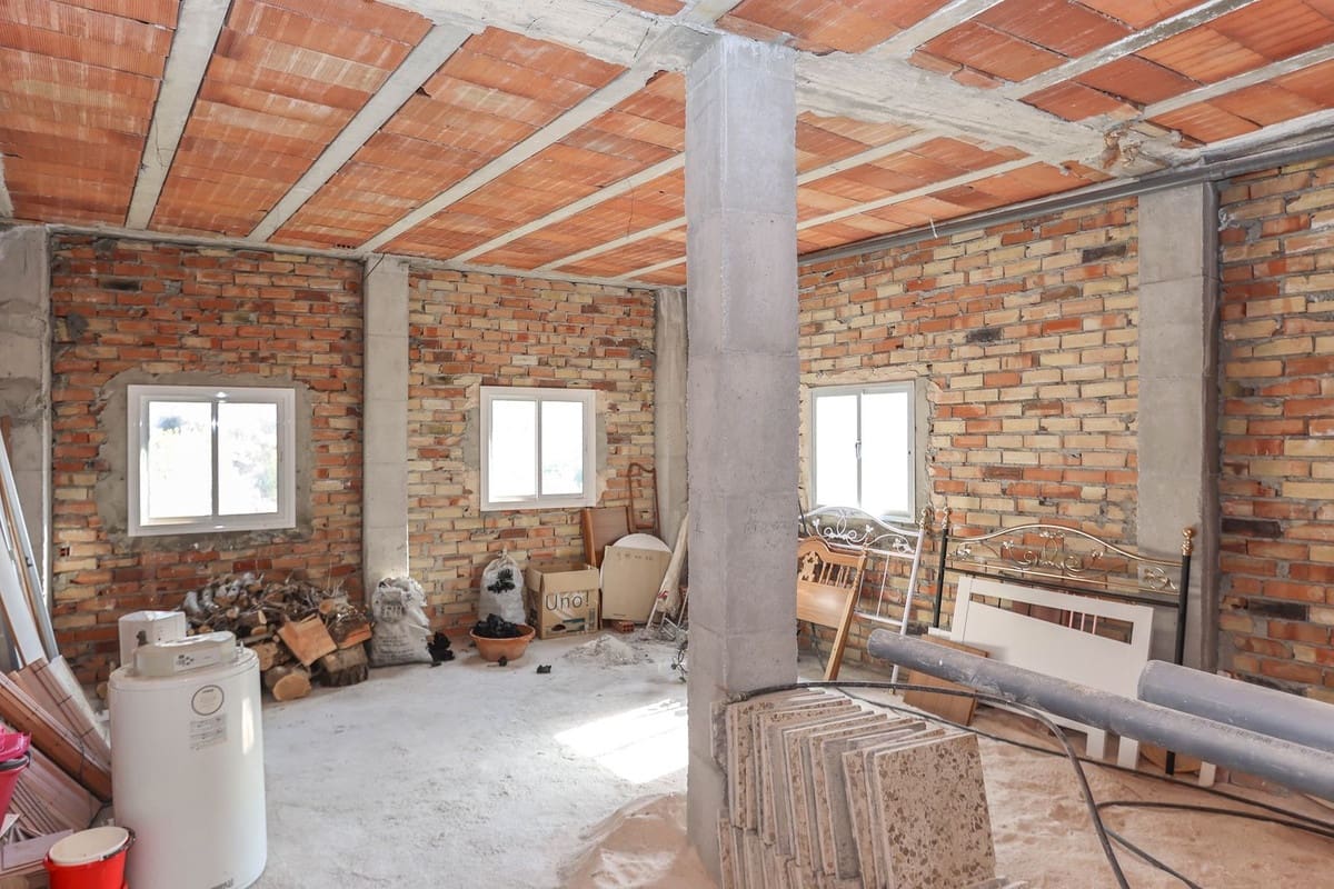 5 soverom Hus til salgs i Tolox - € 195 000 (Ref: 9117898)