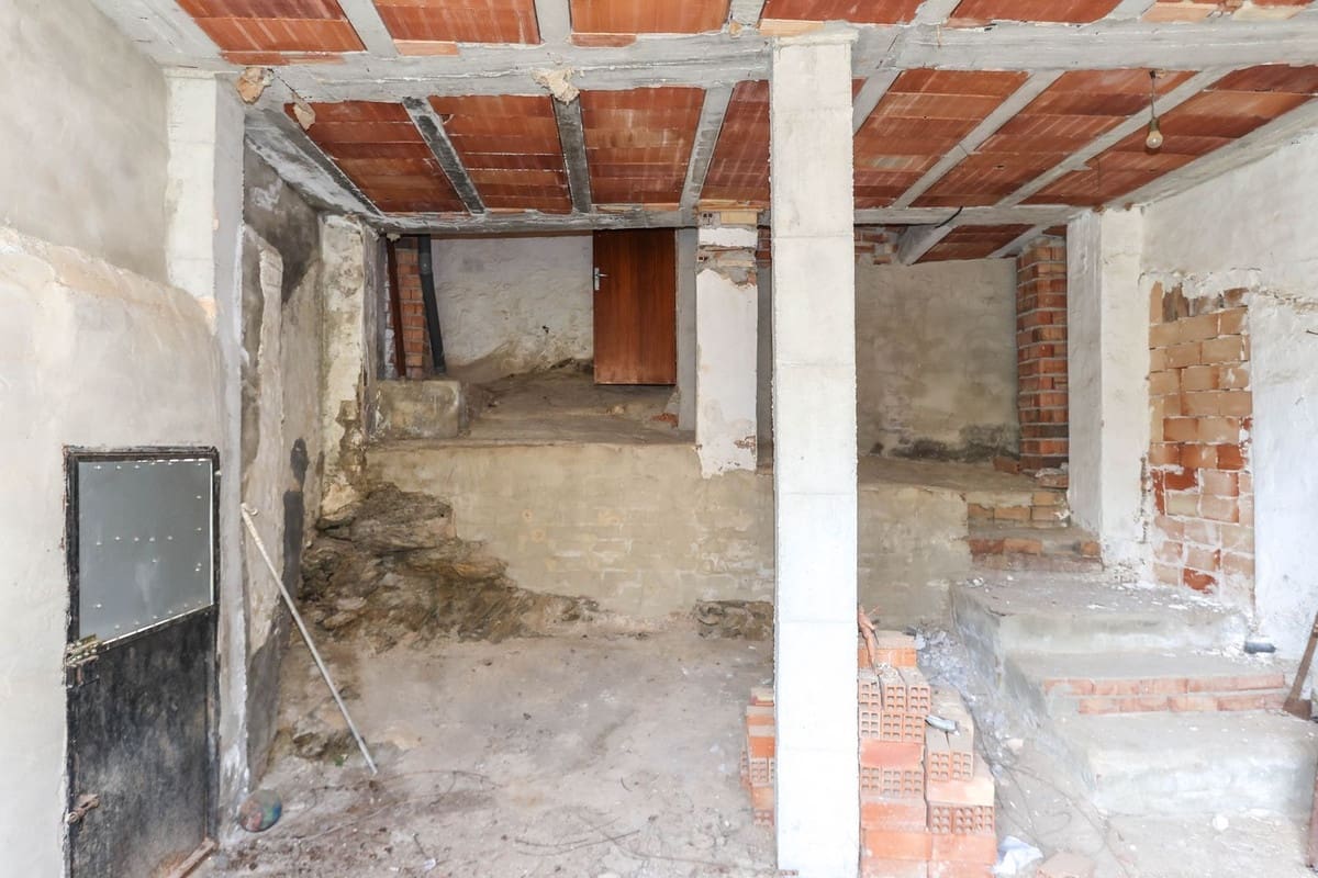 5 soverom Hus til salgs i Tolox - € 195 000 (Ref: 9117898)