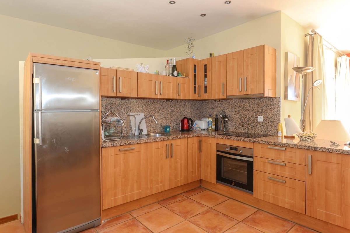 2 bedroom Townhouse for sale in Guaro with pool - € 199,000 (Ref: 9129152)