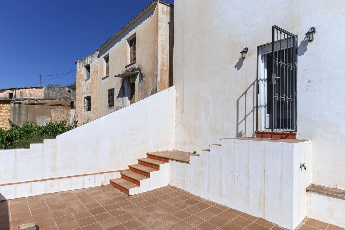 2 bedroom Townhouse for sale in Guaro with pool - € 199,000 (Ref: 9129152)