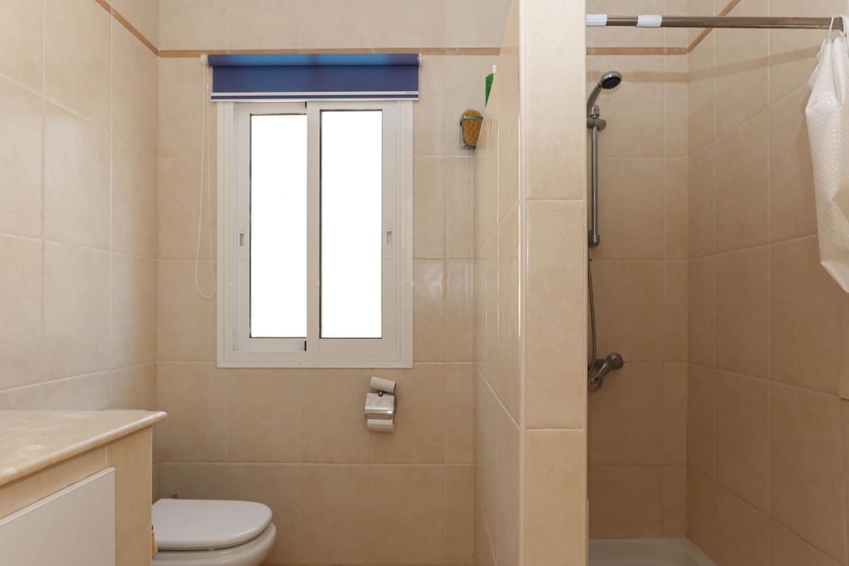 2 bedroom Townhouse for sale in Guaro with pool - € 199,000 (Ref: 9129152)