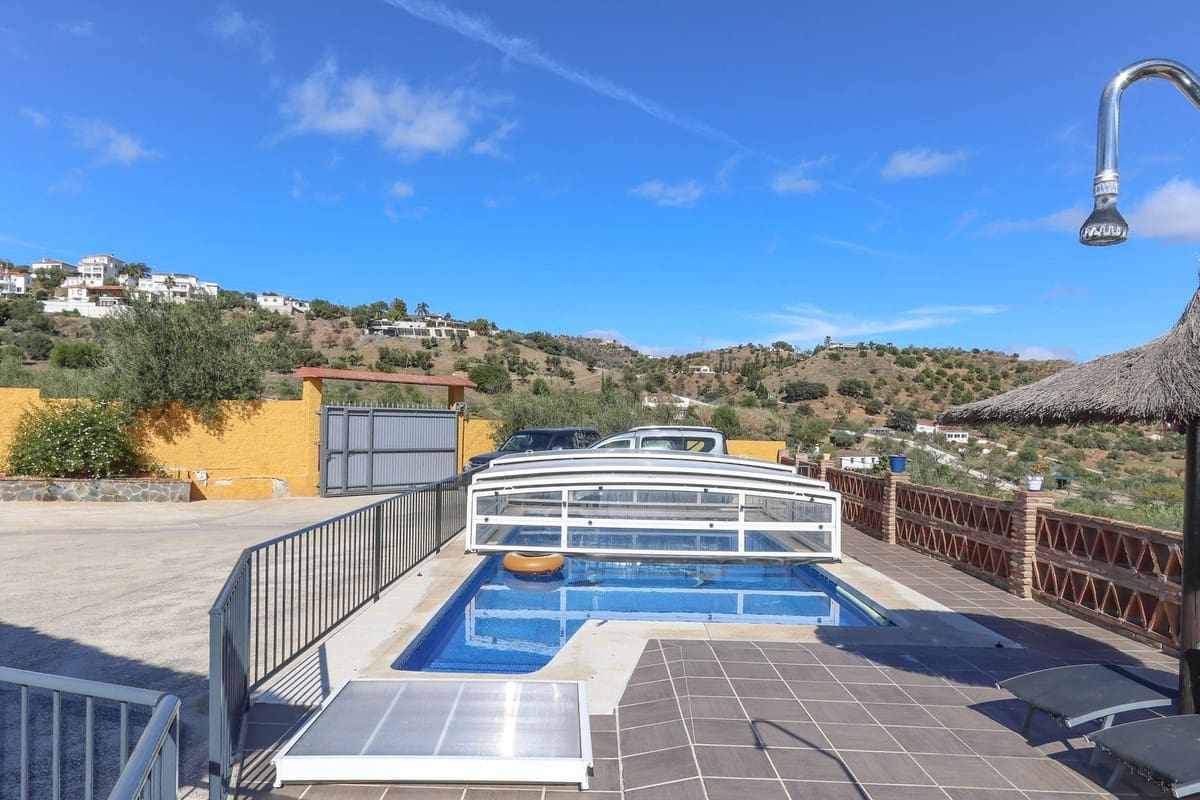 3 soverom Villa til salgs i Monda - € 493 150 (Ref: 9185917)