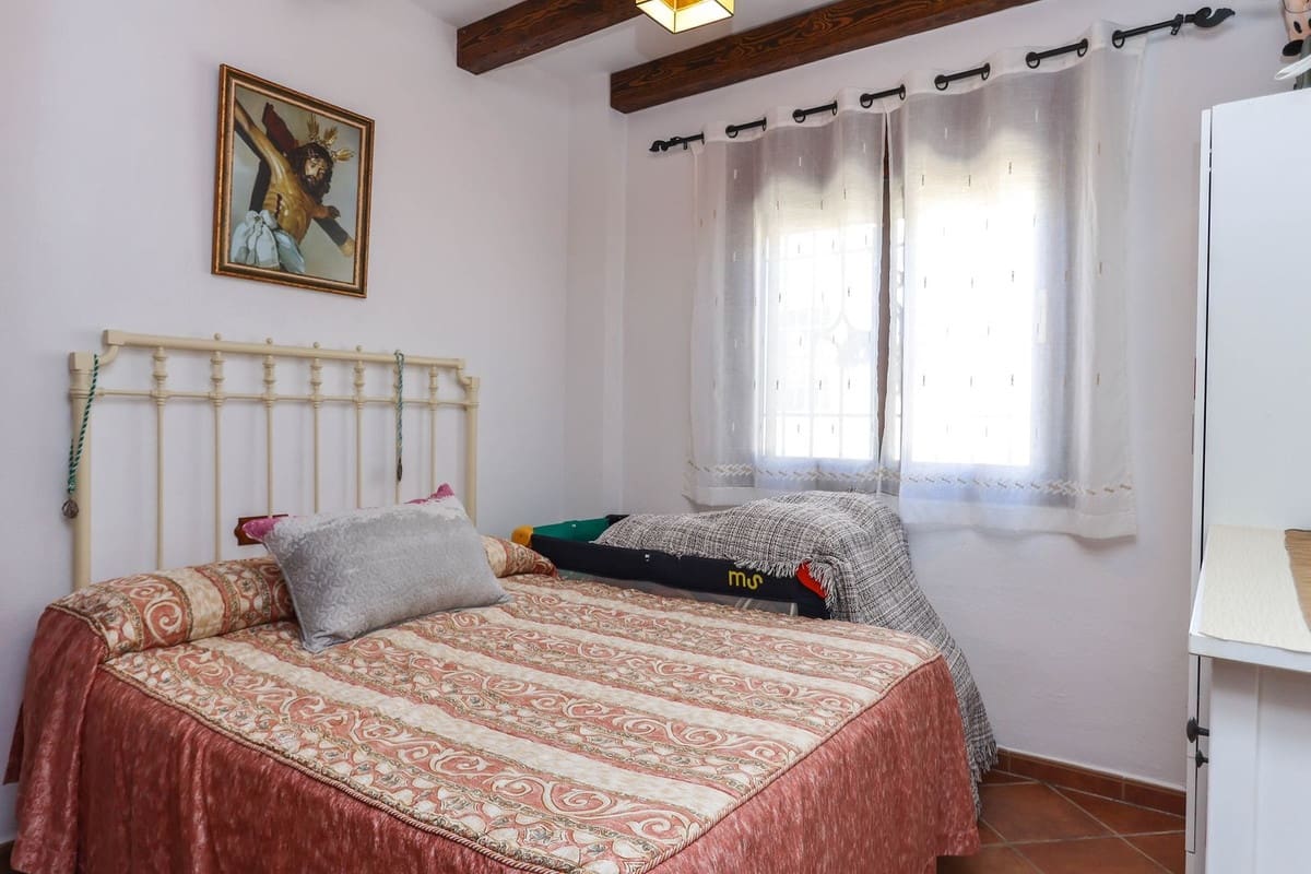 3 Zimmer Villa zu verkaufen in Monda - 510.000 € (Ref: 9185917)