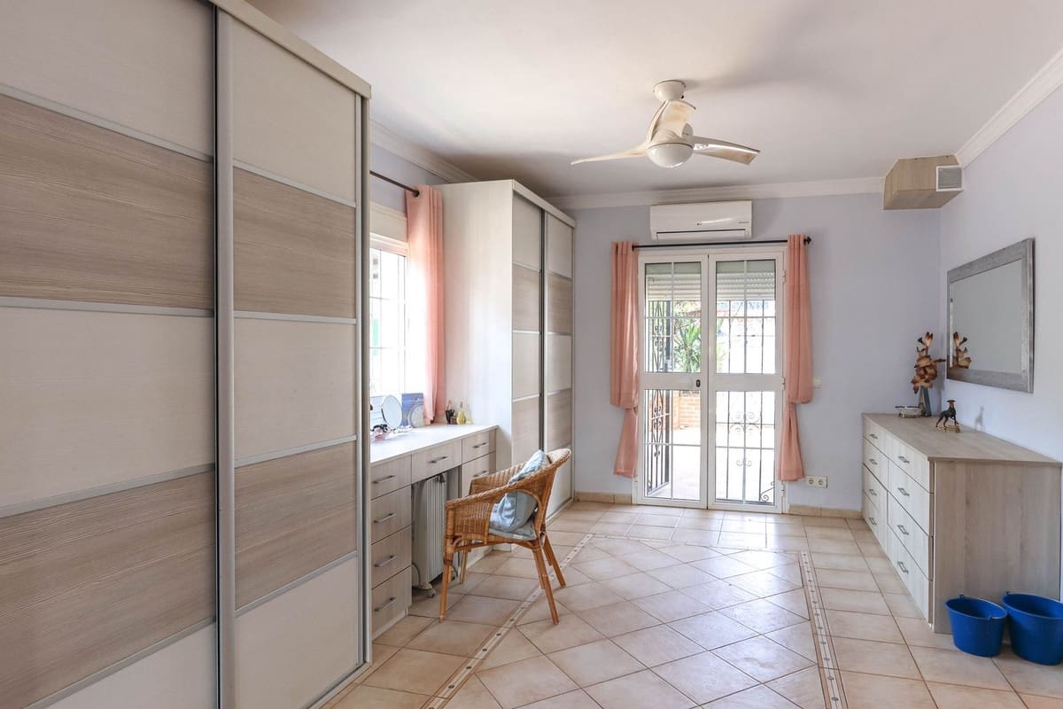 5 sypialnia Komercyjne na sprzedaż w Alhaurin el Grande z basenem garażem - 850 000 € (Ref: 9207383)