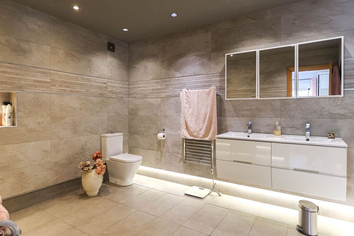 5 sypialnia Komercyjne na sprzedaż w Alhaurin el Grande z basenem garażem - 850 000 € (Ref: 9207383)