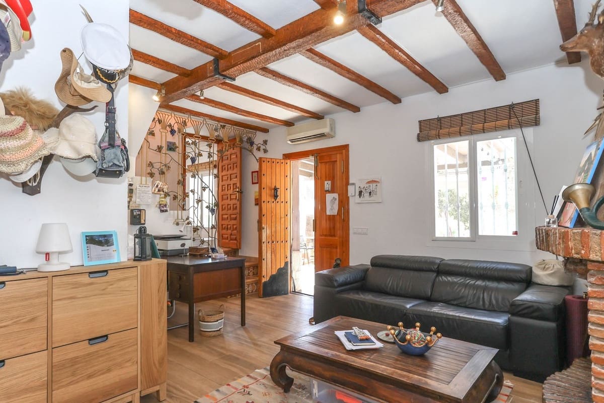 6 sypialnia Willa na sprzedaż w Alhaurin el Grande z basenem garażem - 680 000 € (Ref: 9218979)