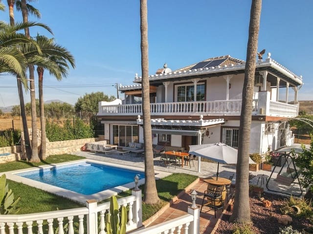 6 quarto Moradia para venda em Alhaurín el Grande com piscina garagem - 680 000 € (Ref: 9218979)