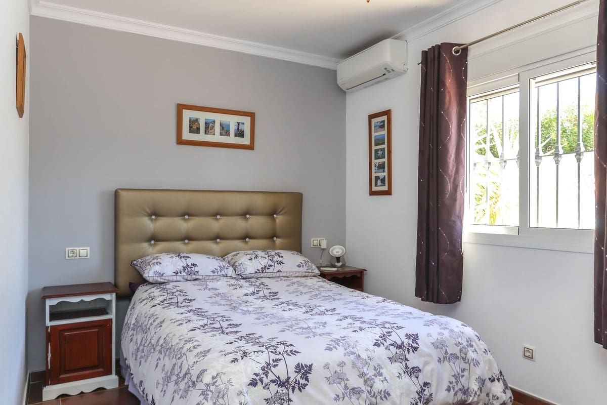 3 soverom Villa til salgs i Tolox med garasje - € 375 000 (Ref: 9294022)