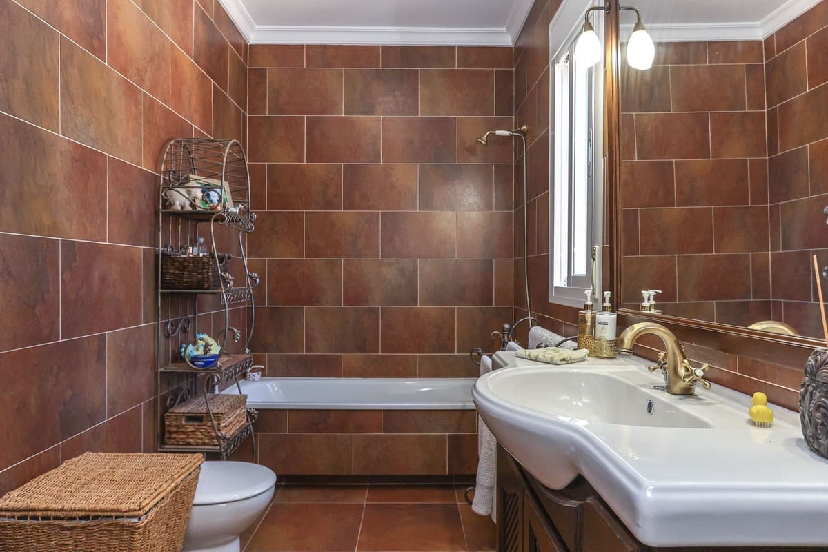 3 soverom Villa til salgs i Tolox med garasje - € 375 000 (Ref: 9294022)