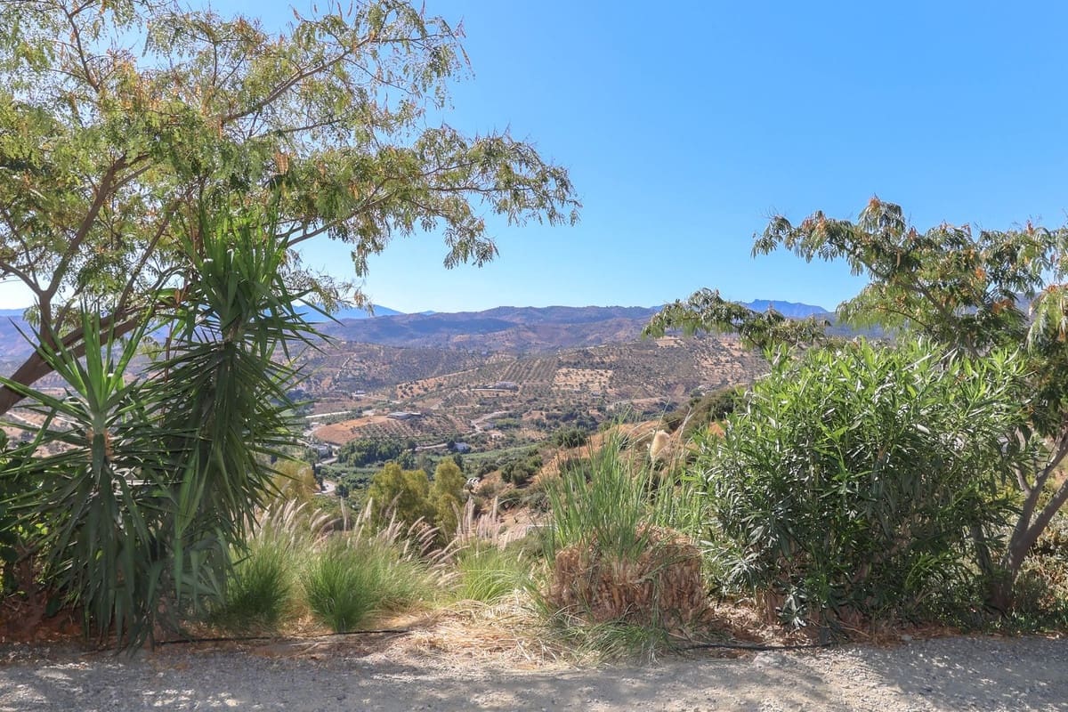 3 soverom Villa til salgs i Tolox med garasje - € 375 000 (Ref: 9294022)