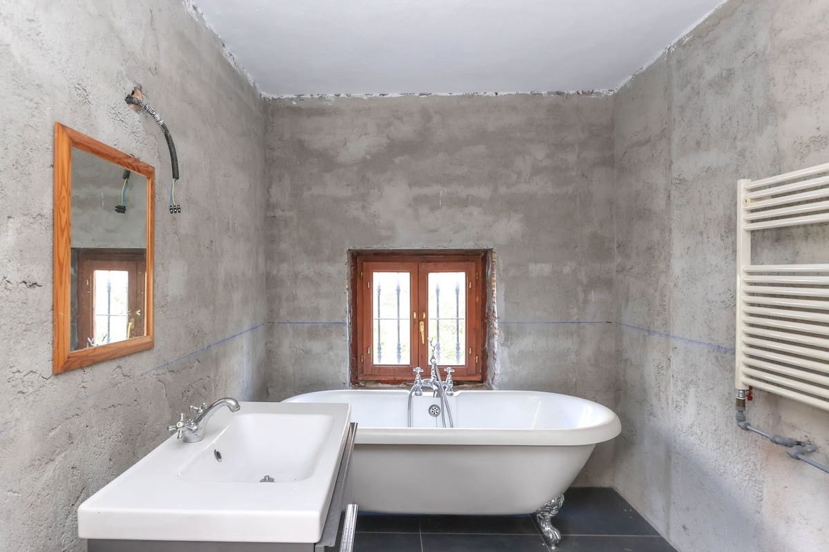 2 makuuhuone Omakotitalo myytävänä paikassa Yunquera mukana 
autotalli - 180 000 € (Ref: 9335638)