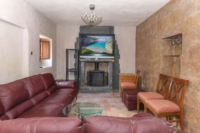 2 sovrum Hus till salu i Yunquera med garage - 180 000 € (Ref: 9335638)