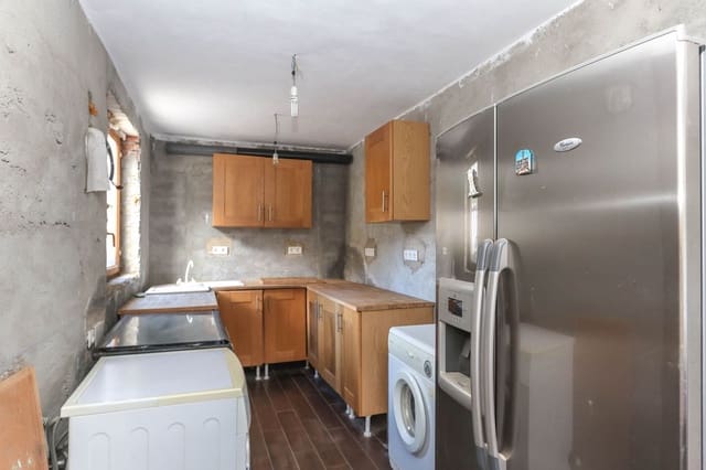 2 sovrum Hus till salu i Yunquera med garage - 180 000 € (Ref: 9335638)