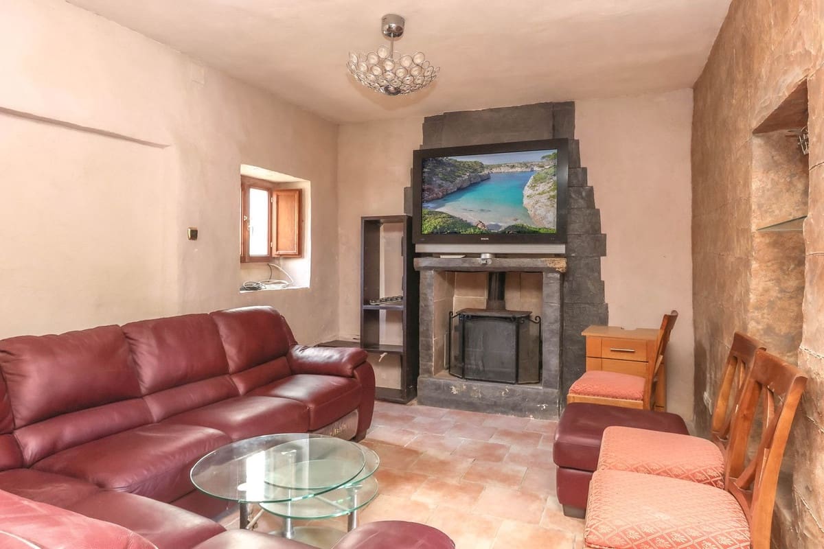 2 makuuhuone Omakotitalo myytävänä paikassa Yunquera mukana 
autotalli - 180 000 € (Ref: 9335638)