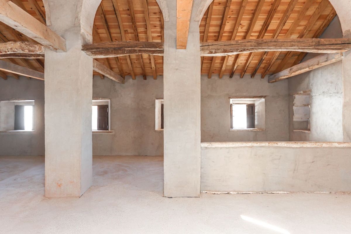 7 soverom Hotell til salgs i Casarabonela - € 595 000 (Ref: 9348023)