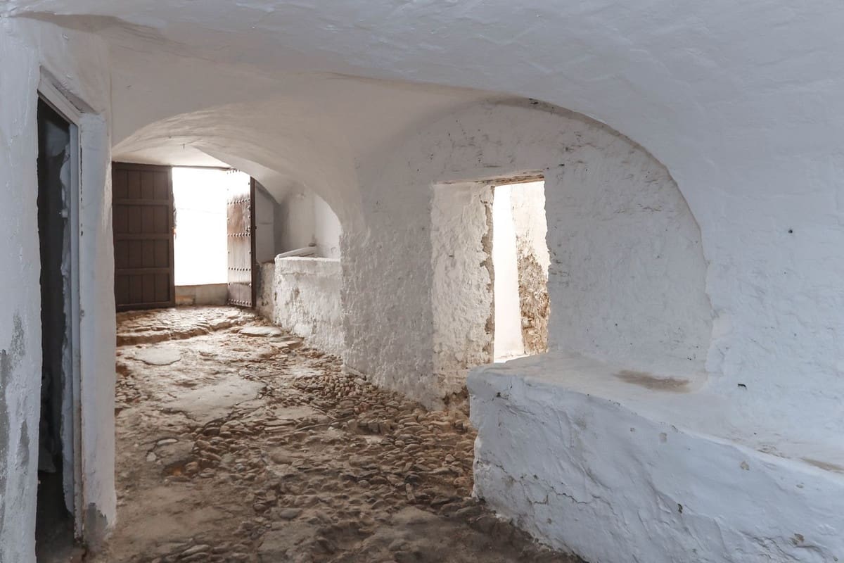 7 Zimmer Hotel zu verkaufen in Casarabonela - 595.000 € (Ref: 9348023)