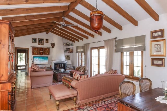 2 chambre Villa/Maison à vendre à Casarabonela avec garage - 349 000 € (Ref: 9369180)