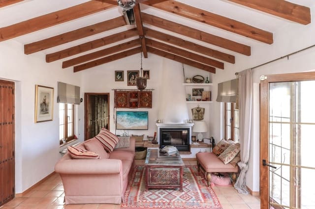 2 chambre Villa/Maison à vendre à Casarabonela avec garage - 349 000 € (Ref: 9369180)