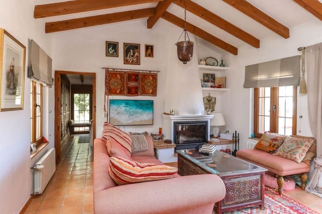 2 chambre Villa/Maison à vendre à Casarabonela avec garage - 349 000 € (Ref: 9369180)