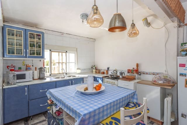 3 camera da letto Villa in vendita in Guaro con piscina garage - 249.000 € (Rif: 9387949)