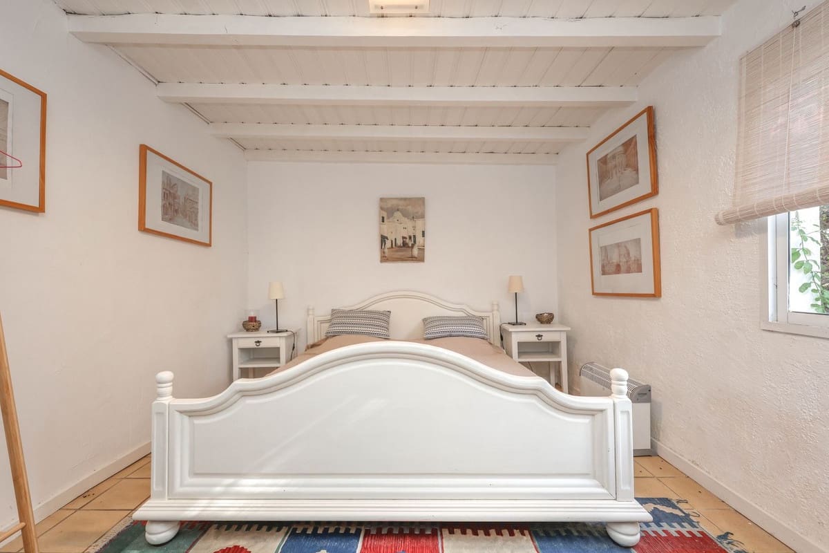 5 bedroom Villa for sale in Coin with pool garage - € 678,000 (Ref: 9401792)