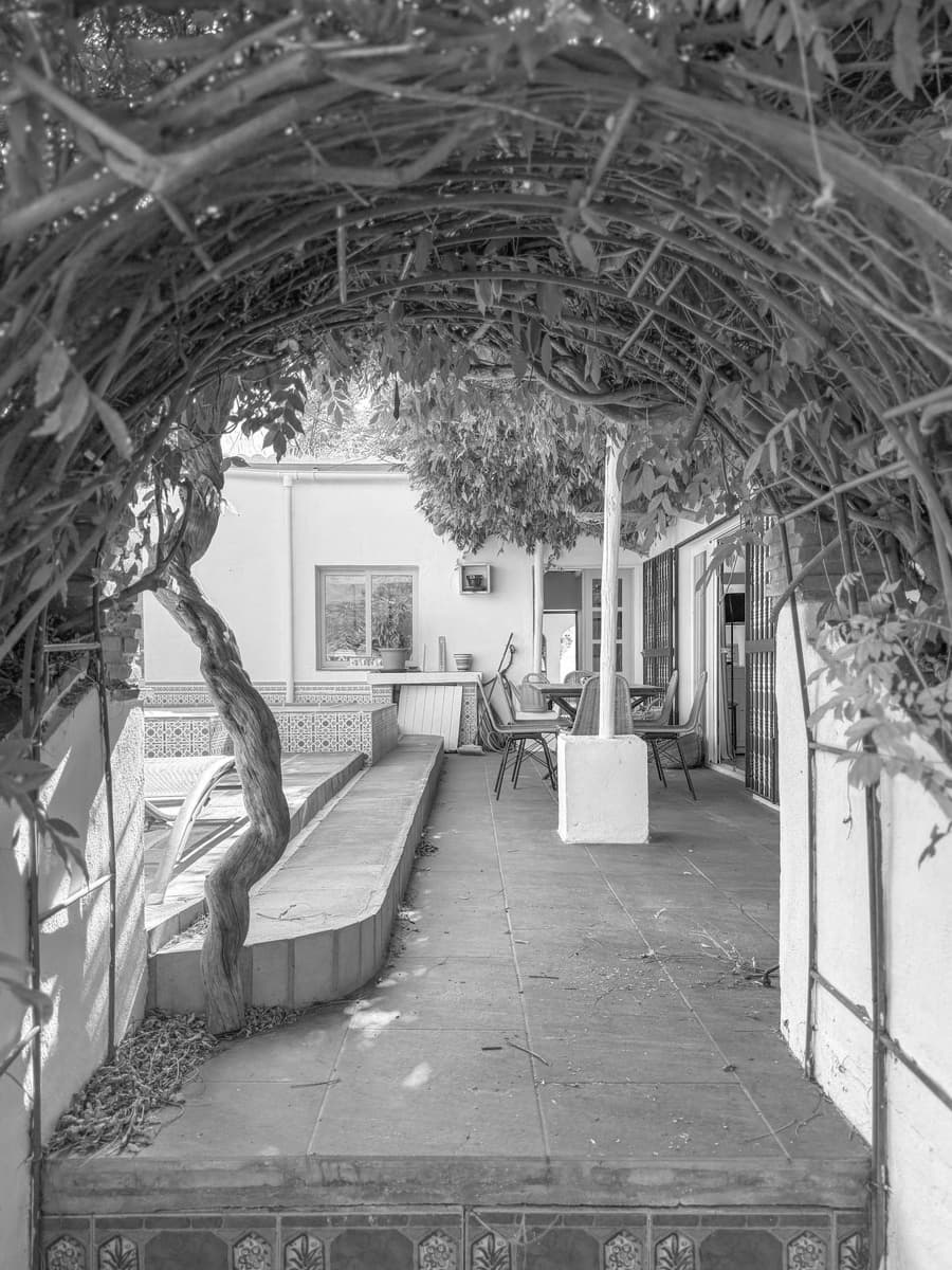 5 bedroom Villa for sale in Coin with pool garage - € 678,000 (Ref: 9401792)