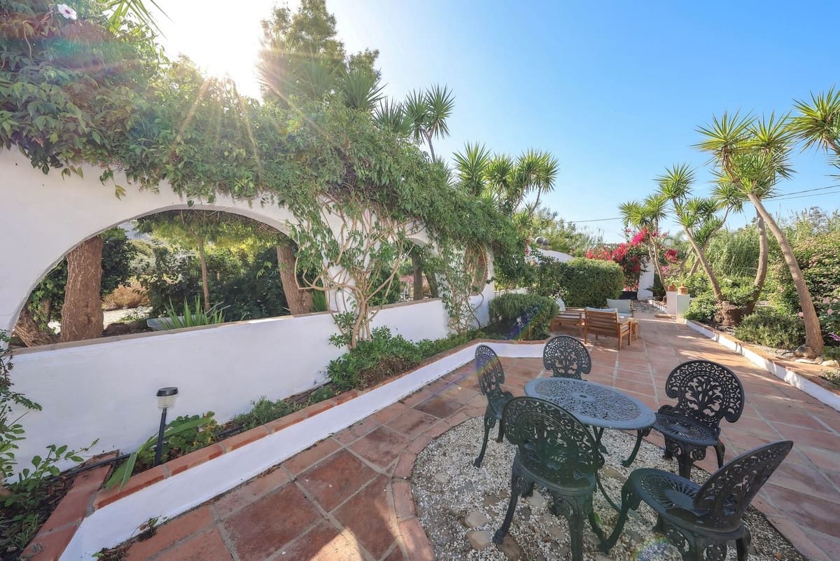 5 Zimmer Villa zu verkaufen in Coin mit Pool Garage - 695.000 € (Ref: 9404724)