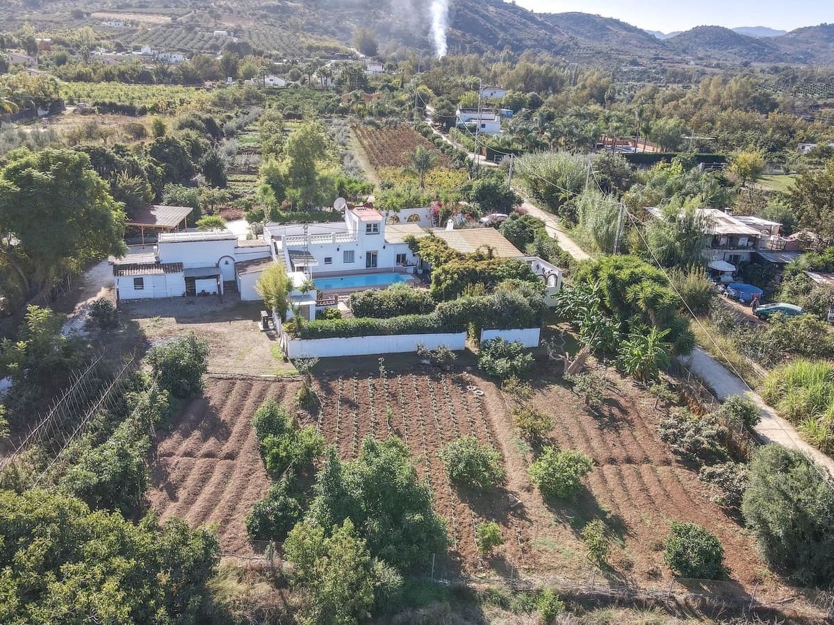 5 Zimmer Villa zu verkaufen in Coin mit Pool Garage - 695.000 € (Ref: 9404724)