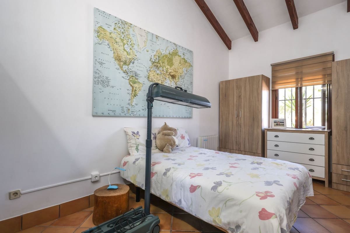 5 soverom Kommersiell til salgs i Moron de la Frontera med svømmebasseng - € 795 000 (Ref: 9410322)